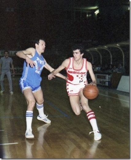 Fabio Fossati in difesa contro Sanesi dell'Arrigoni Rieti