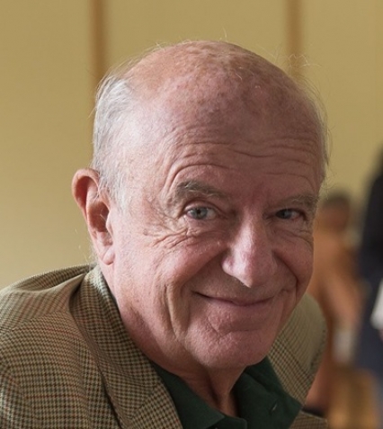 Il giornalista e organizzatore Mario Natucci in una foto dei giorni nostri (Foto E.Casiraghi in esclusiva per Museo del Basket-Milano)